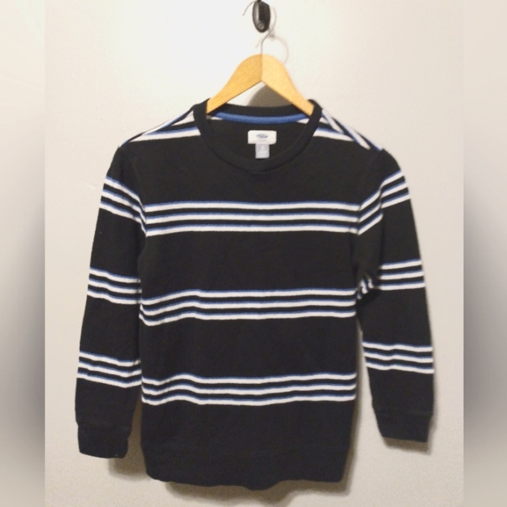 Medium blue sweater with white stripes